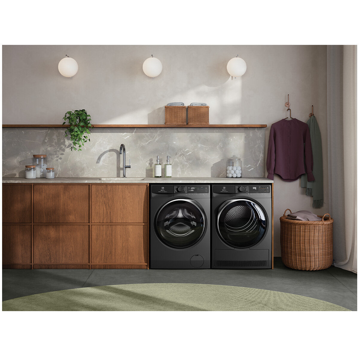 Electrolux 9kg UltimateCare 700 Front Load Washing Machine EWF9043R7SC