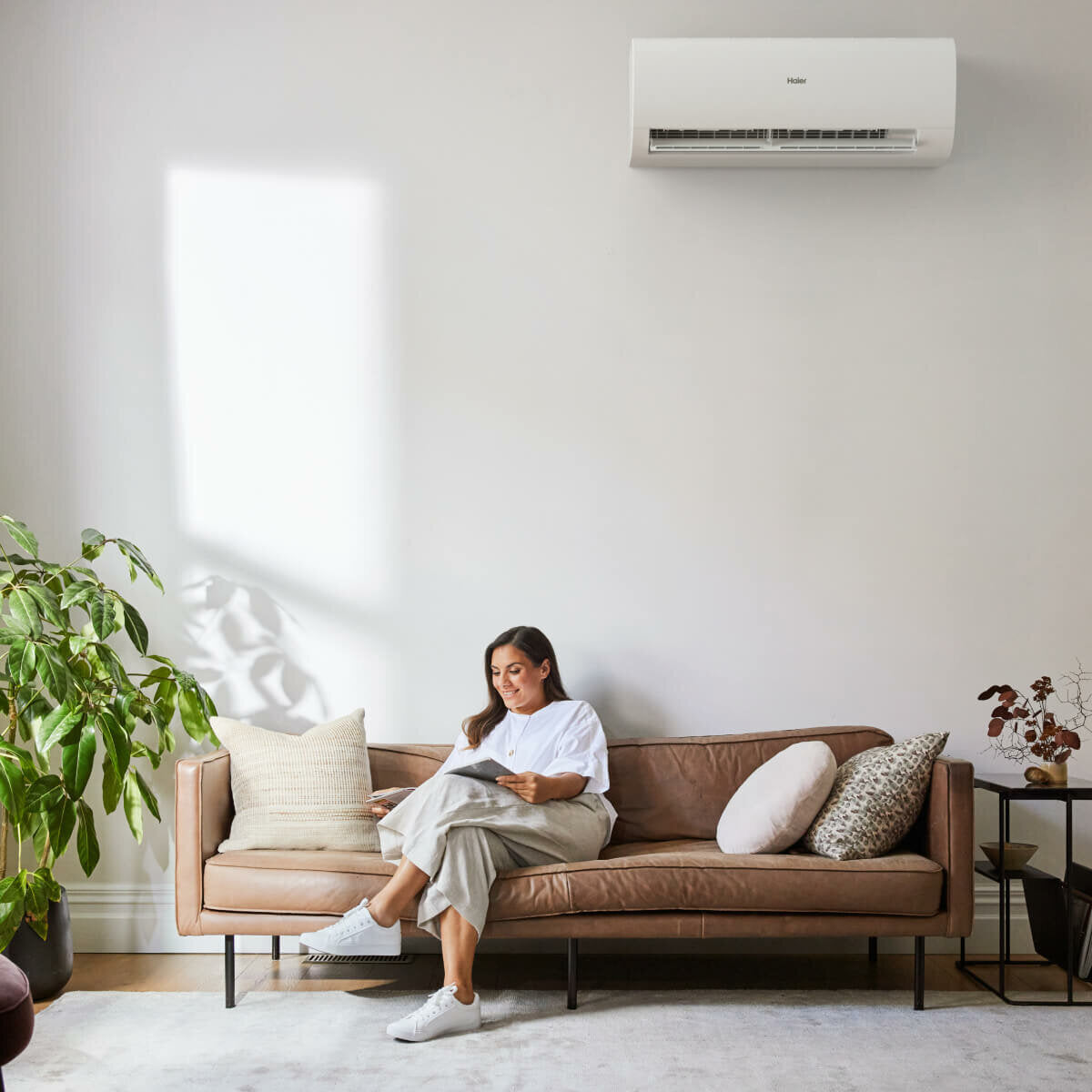 Haier 3.5 kW Pinnacle Hi Wall Split System R/C Air Conditioner AS35PBDHRASET