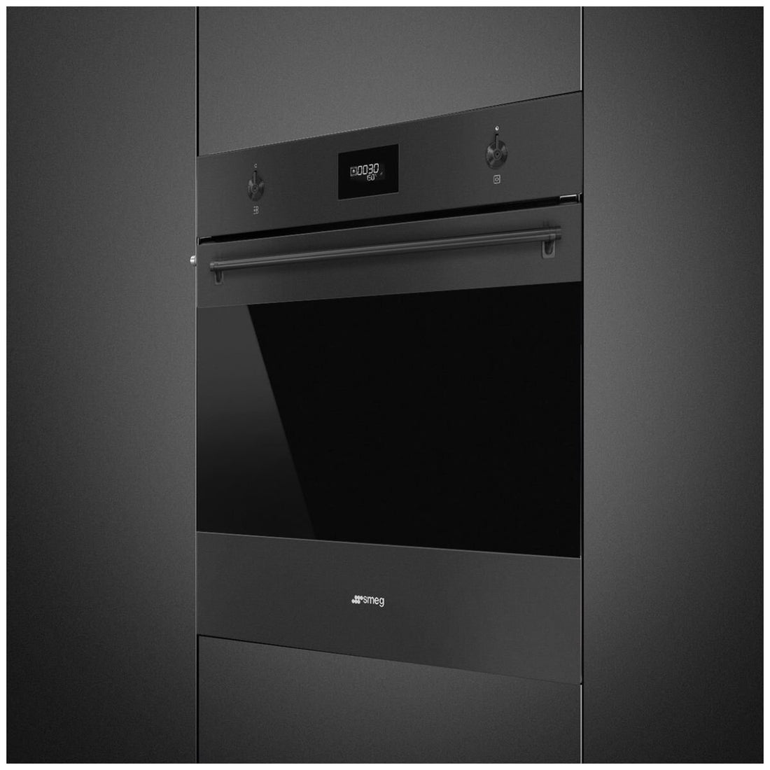 Smeg 60cm Classic Matte Black Pyrolytic Oven SOPA6301TN
