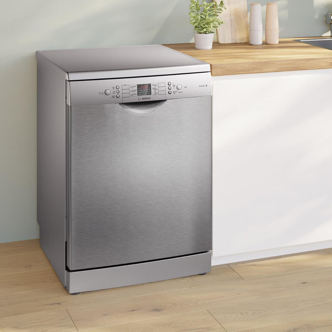 Bosch 60cm Series 2 Freestanding Dishwasher SMS26AI03A